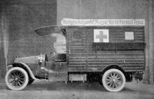 A röntgen-automobil oldalról (rajta a felirat: Röntgen Automobil. Magyar Vörös Kereszt Typus)